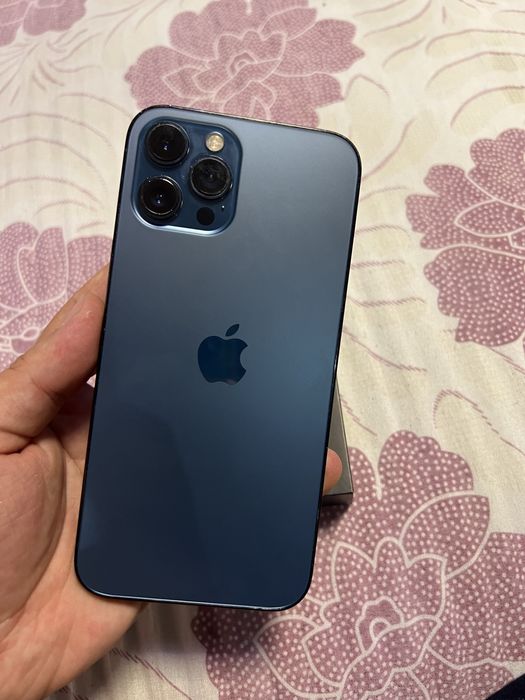 В продаже 12 Pro Max.