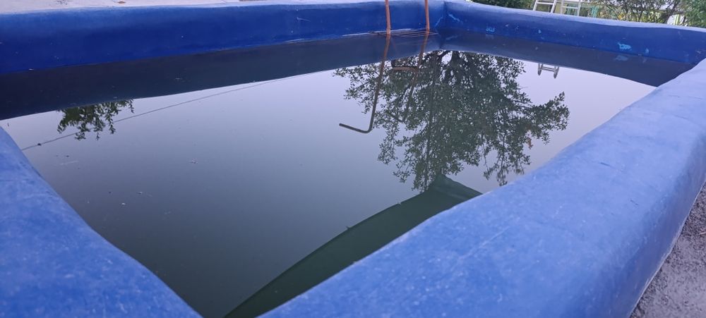 Свою Дачу на квартиру 2-х эт.в новбахоре душ+туалет внутри