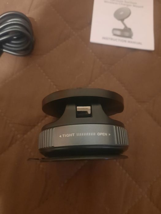 Suport magnetic pentru telefon auto PlusAcc cu încărcător wireless – 360°