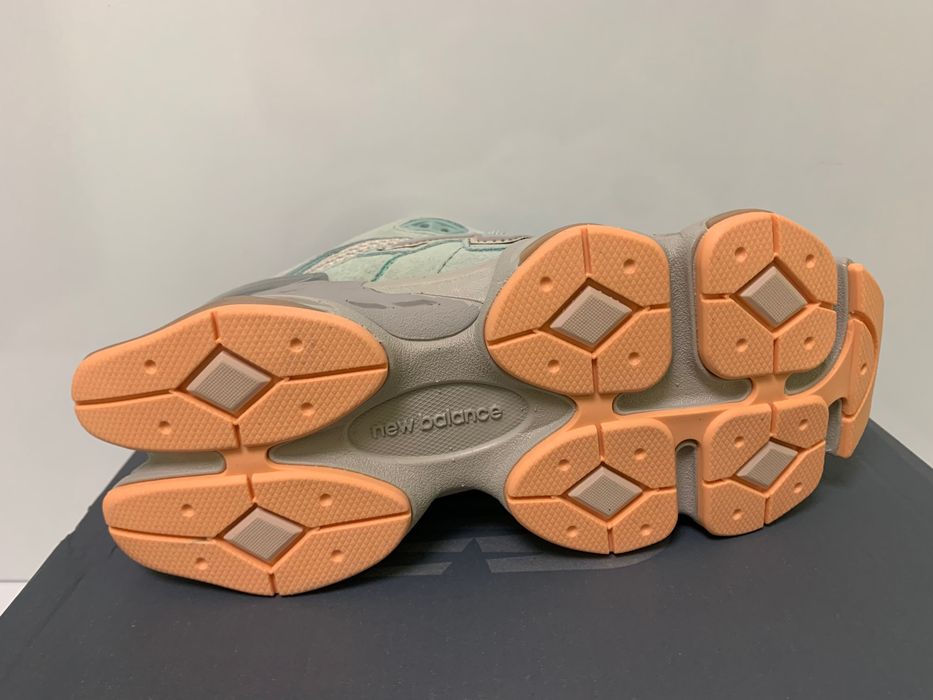 Нови дамски маратонки с кутия New Balance 9060 номер 37