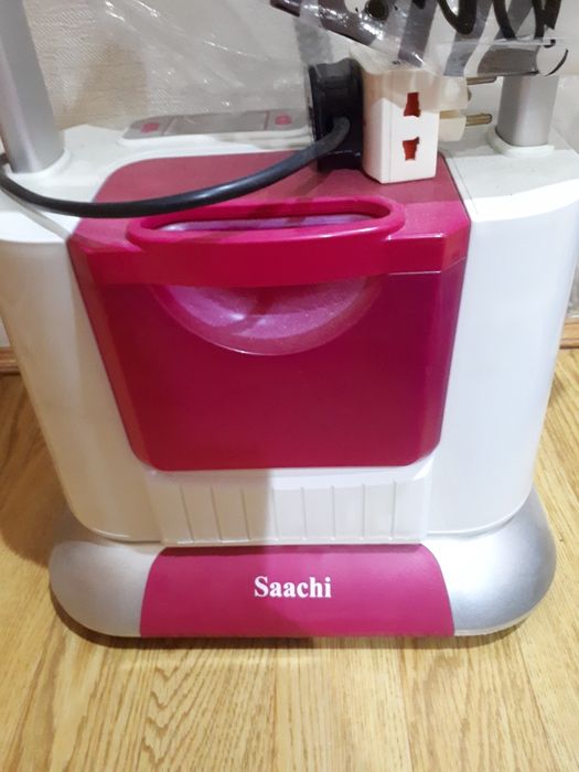 Паровой утюг  новый