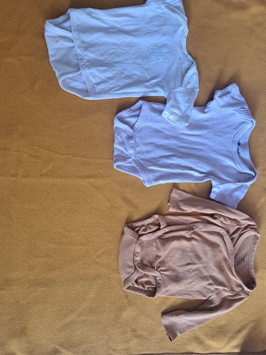 Lot hainute bebeluș 3 body si 3 salopete