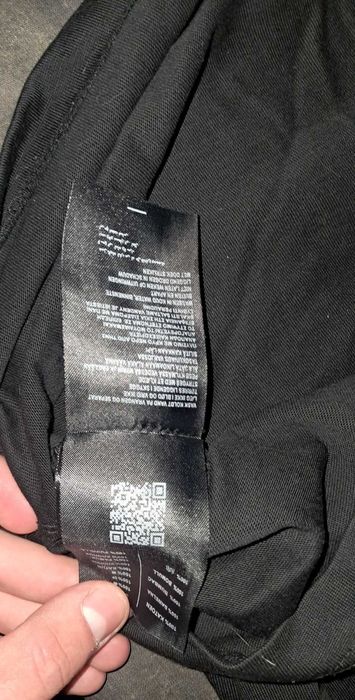 Tricou Prada(eticheta,cod qr si codurile de cand l am cumparat (L)