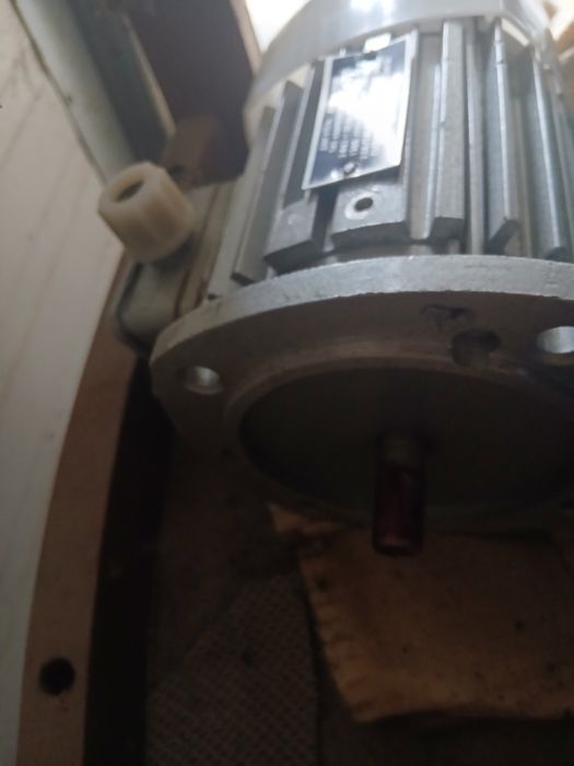 Електромотори -нови!