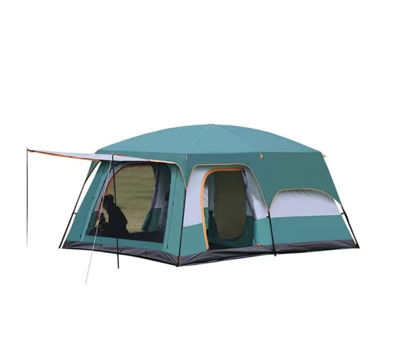 Палатка. В комплекте все неоходимое.