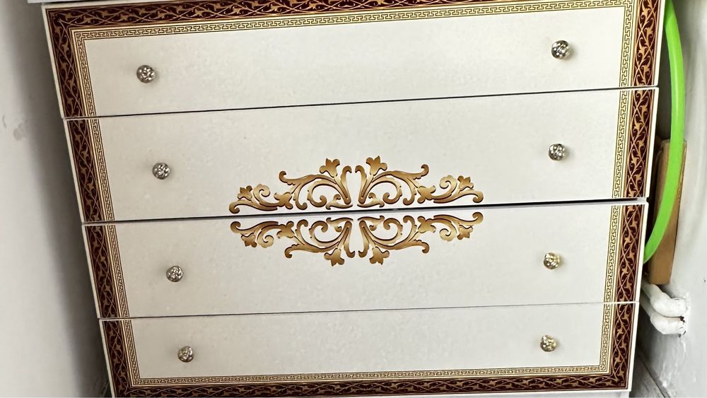 Шкаф сатылады  арзан бағада!