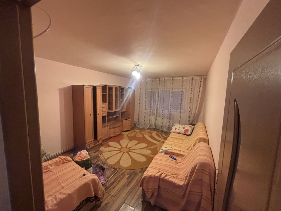 Vand apaetament 2 camere calan