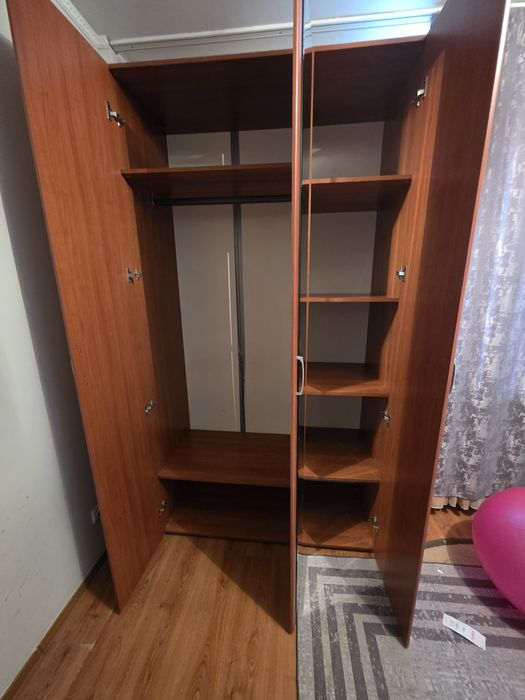 Продам шкаф есть доставка