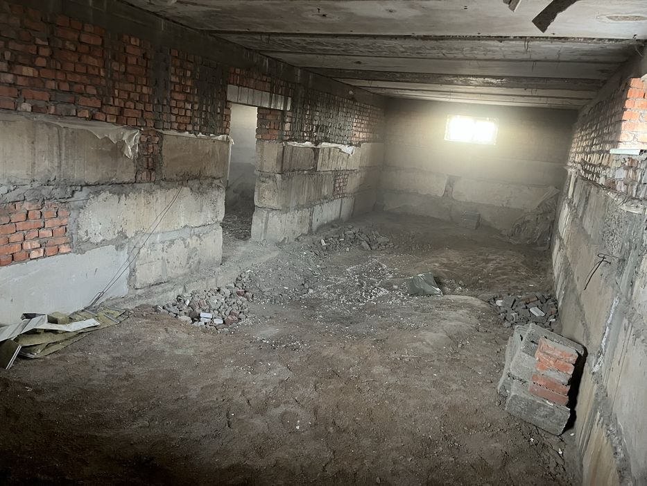 продам большой дом