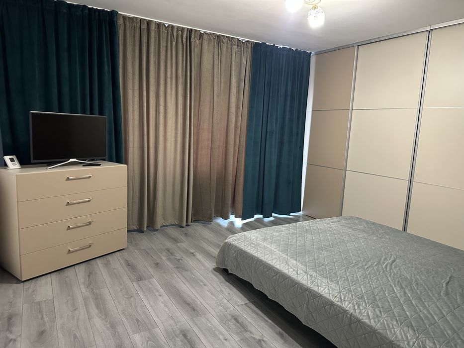 Inchiriez Garsoniera 1 mai langa Facultatea de Medicina