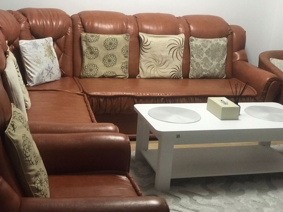 Canapea de living extensibila