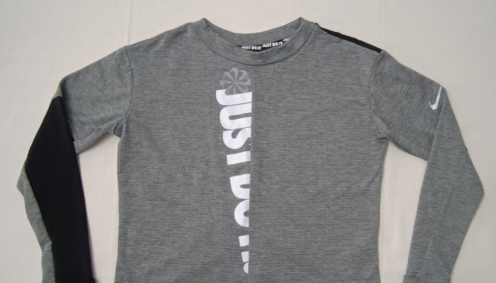 Nike DRI-FIT Sphere Icon Clash Top оригинално горнище S Найк спорт