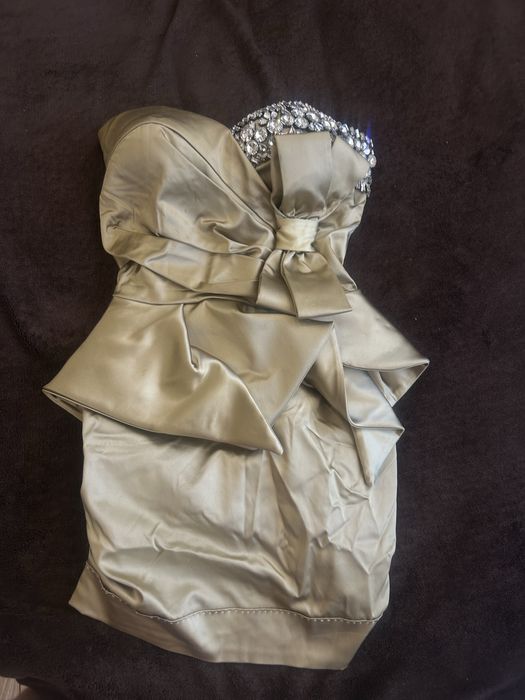 Официални  рокли