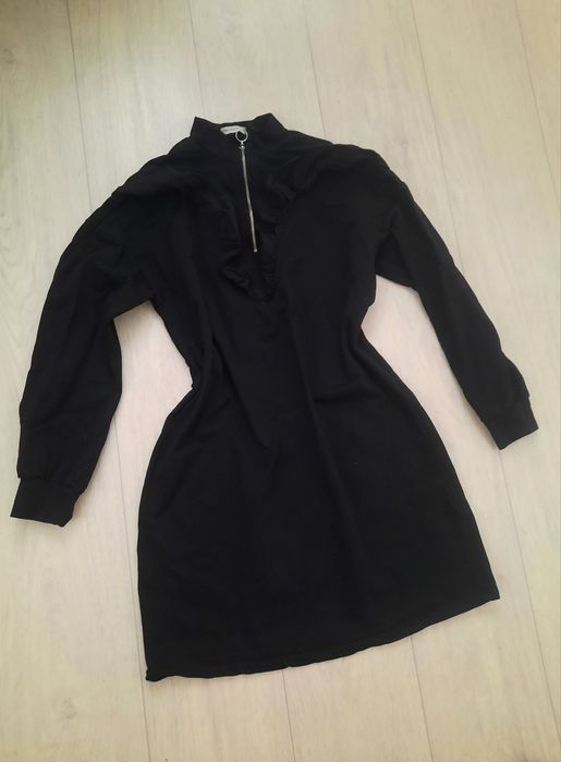 Отдам одежда 44/48