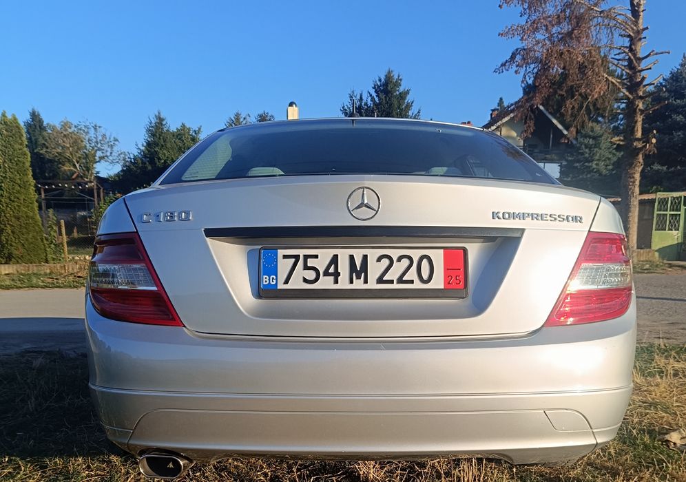 Мерцедес W 204 FACE C 180 компресор. Нов внос.