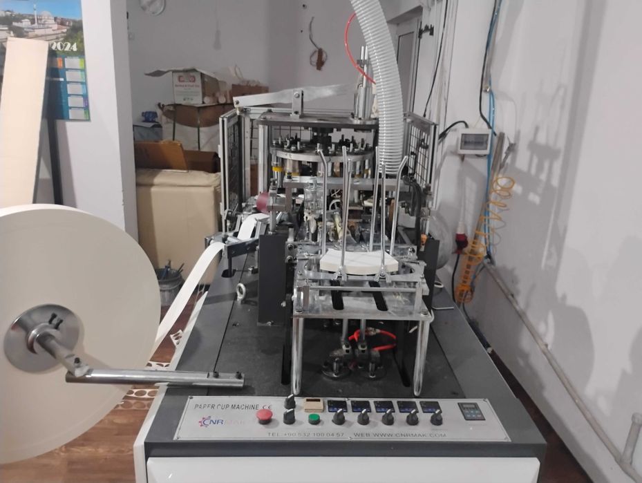 Машина за картонени чаши 2021г 7оз