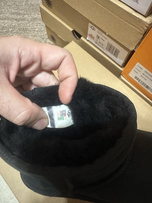 Lichidare Ghete UGG imblanite 36,38,39