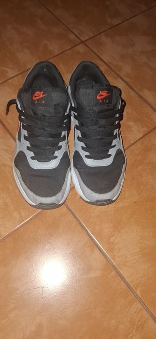 Vând adidasi nike air max sc barbati