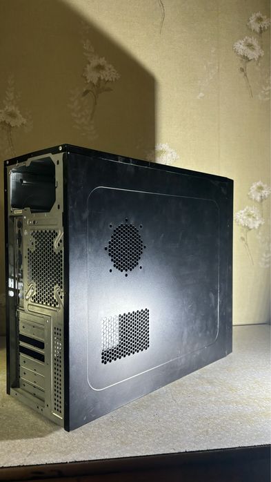 Продам корпус от компьютера