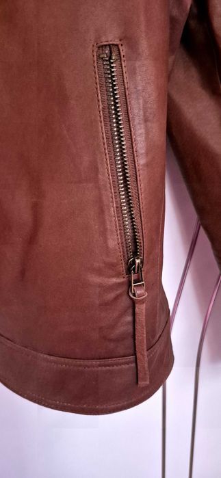 Дамско кожено яке