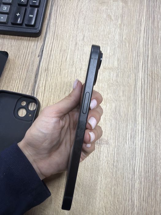 Айфон 15 сатылады