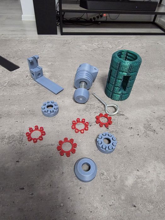 Grenadă Airsoft cu Impact (Reutilizabilă) – Printată 3D (Funcționează cu capse)