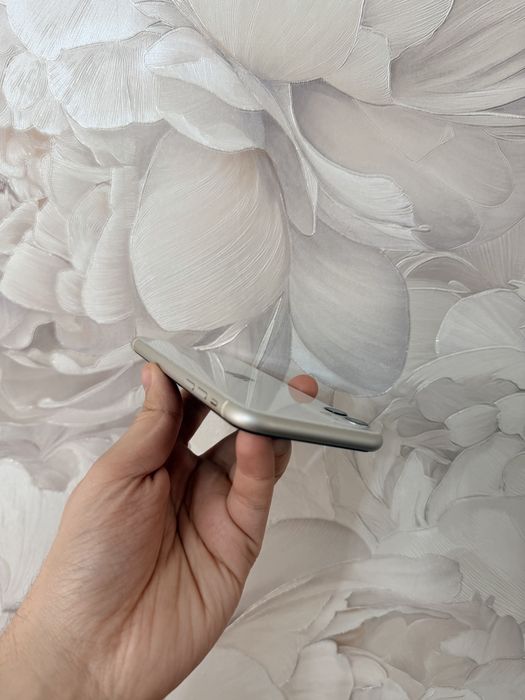 Айфон 11/64Гб - В отличном состоянии