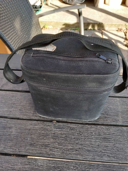 Лазерен нивелир.