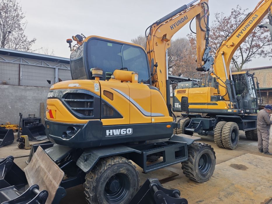 Экскаватор Hyundai HW60