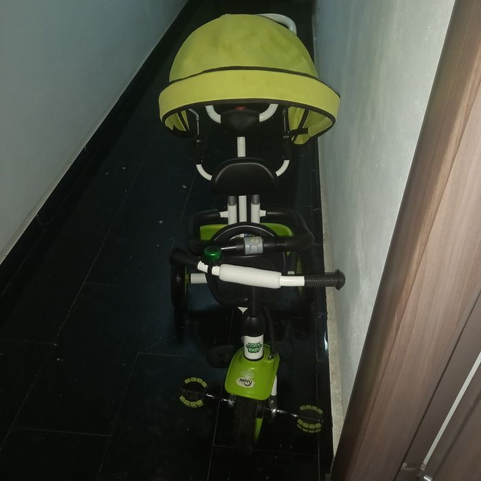 Tricicleta multifuncțională pentru copii