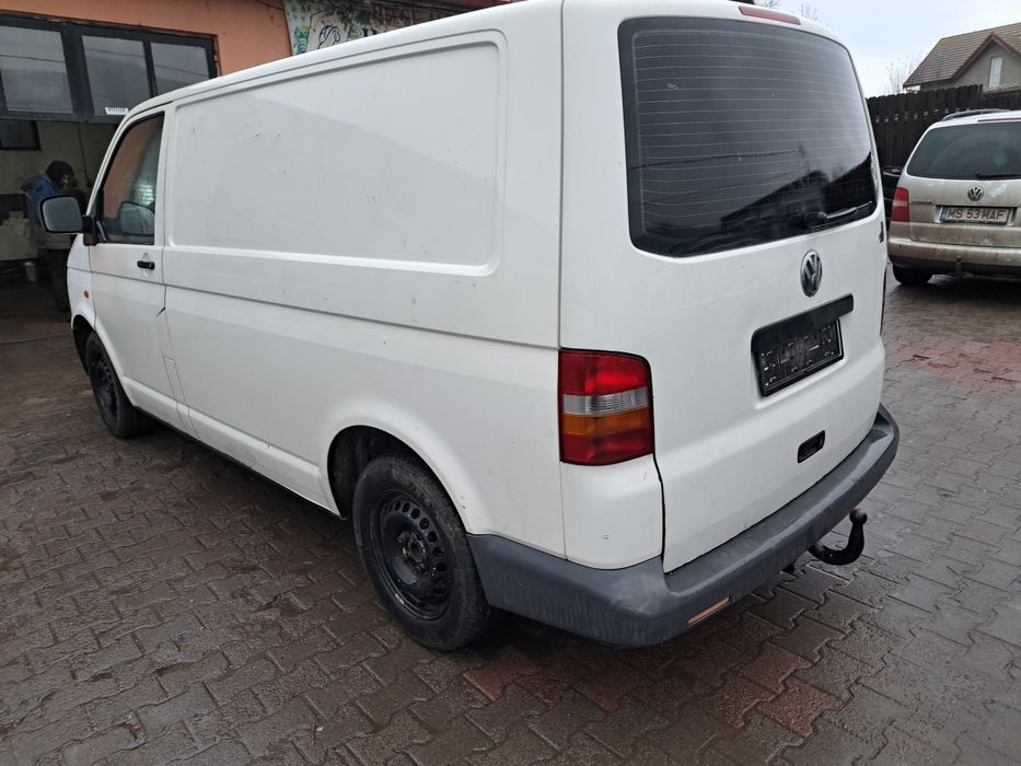 Elemente Caroserie VW Transporter T5 2.5TDi 96kw 131cp Tip AXD