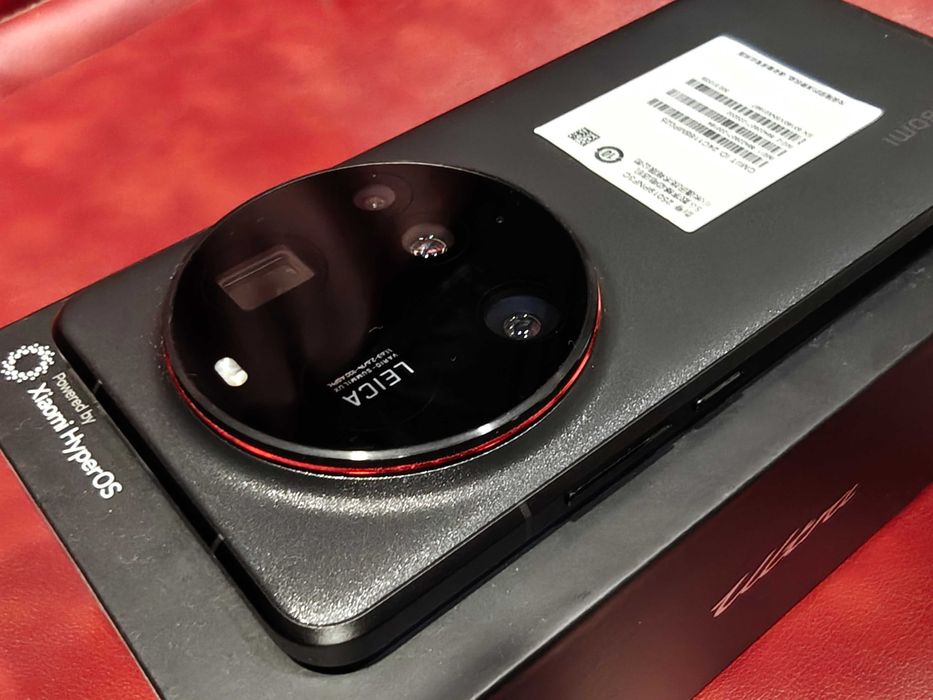 Нов Xiaomi 15 Ultra 16/1024 черно/бял