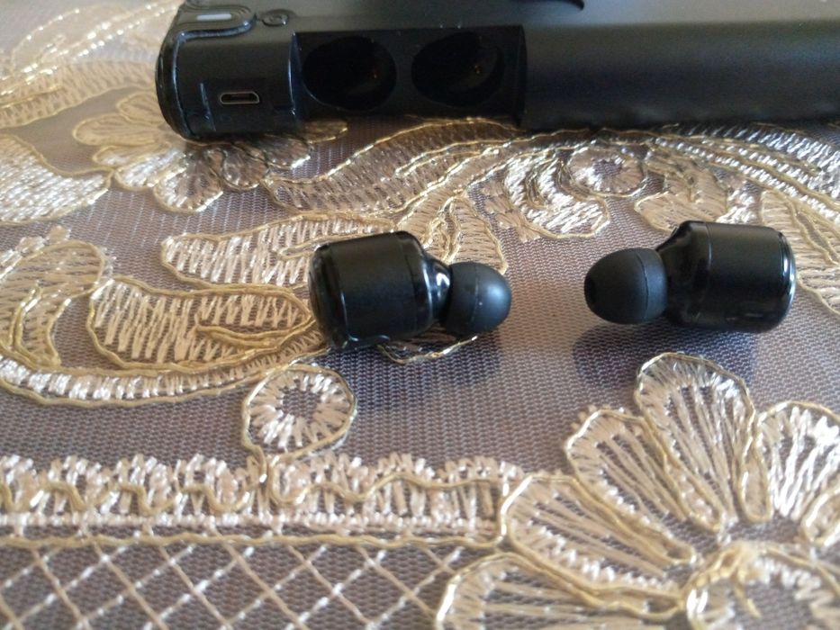 Продаёдся наушники