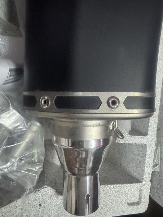 Ауспух за мотор Akrapovic