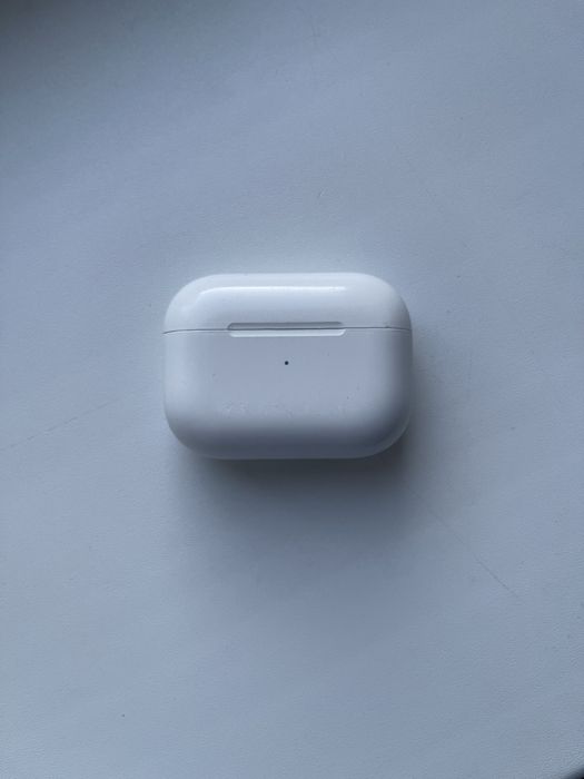 Продается AirPods Pro