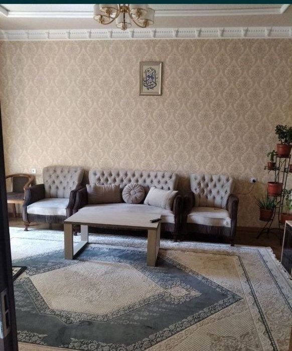 Olmozor oxunboyevda 2 sotu 4 xona + oshxona toza uy srochniy variyant