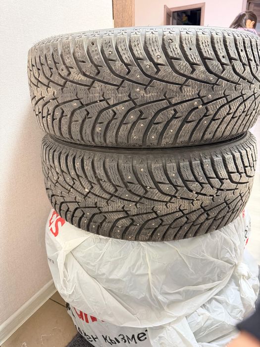 215/55/17 maxxis шипы