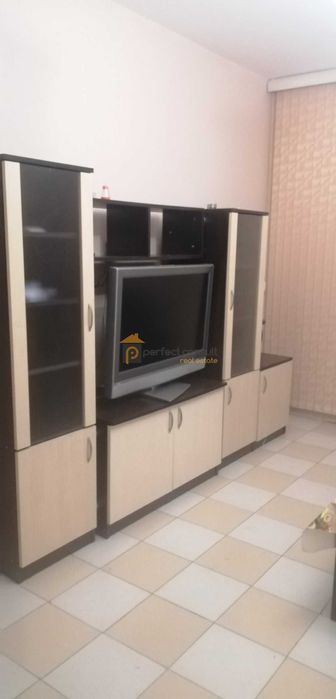 Дава се под наем Тристаен апартамент в Пловдив, Христо Смирненски - 100 кв.м за 400 € - Снимка #1