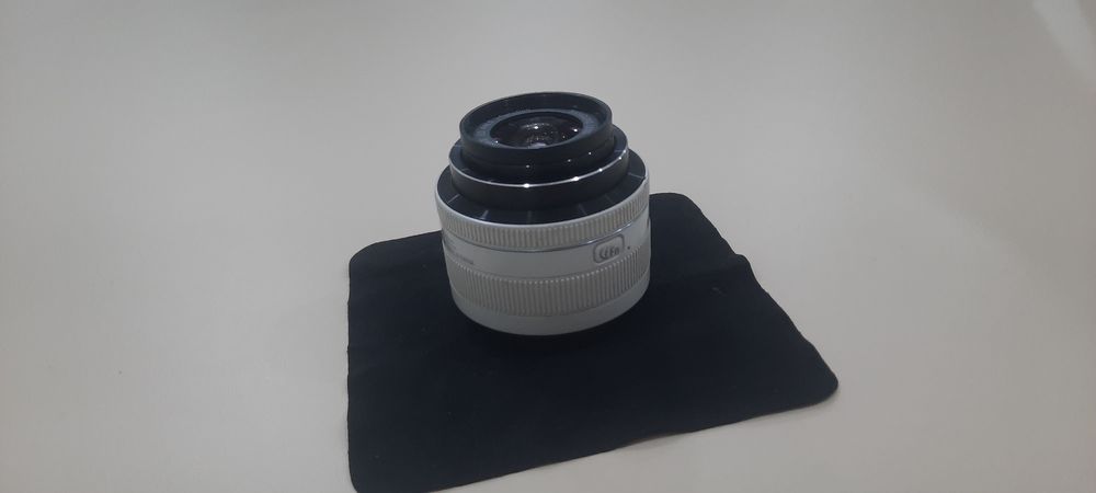 Объектив Samsung NX1000
