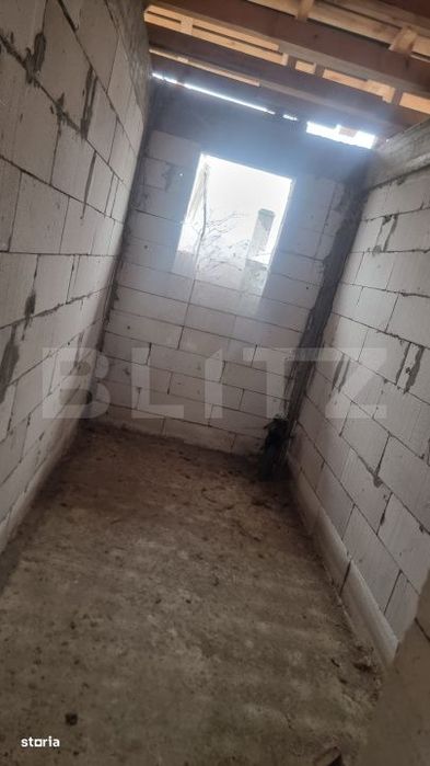 Casa la rosu si teren, 143 mp, zona Exterior Vest