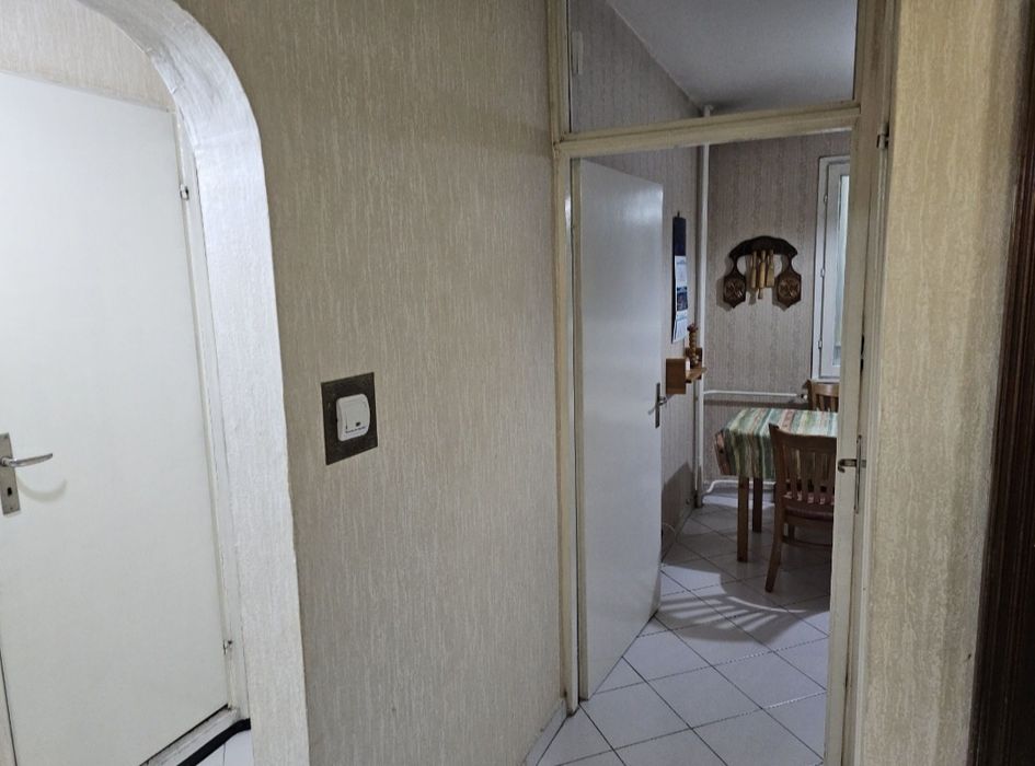 Дава се под наем Двустаен апартамент в София, Света Троица - 65 кв.м за 433.5 € - Снимка #3