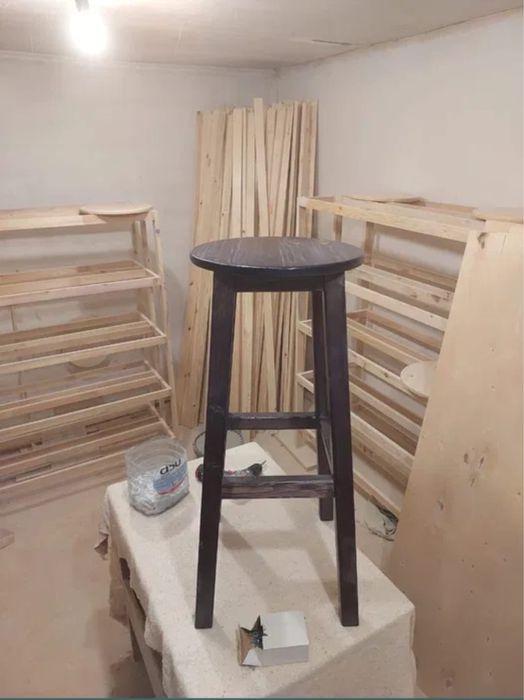 Барный стул из бука