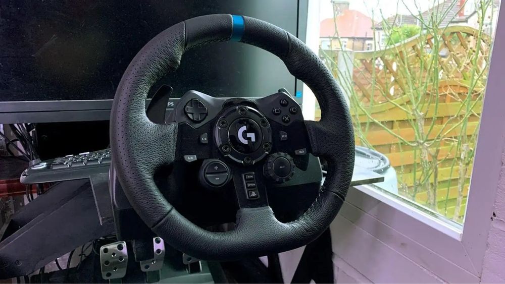 Волан с педали Logitech G923