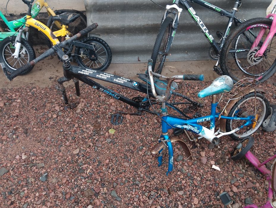 Продаю велосипеды на запчасти или целиком на восстановление.