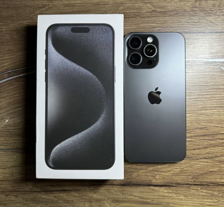 iPhone 15 Pro Max на черный. (Новый) 512гб