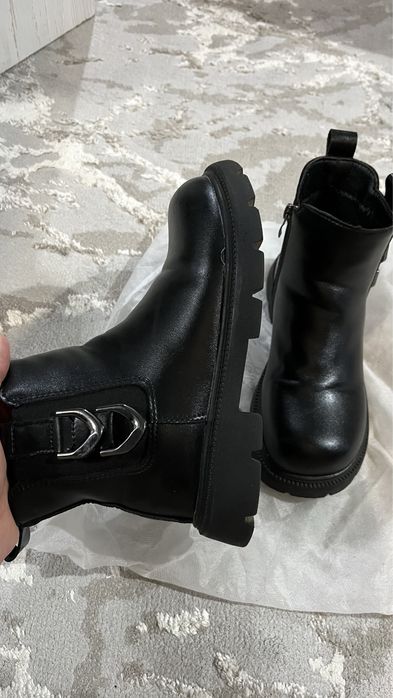 Осенние ботинки для девочки