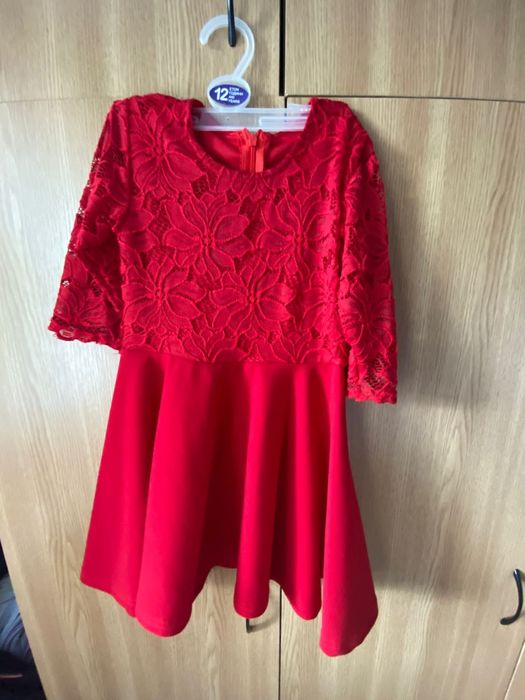 De vânzare rochiță