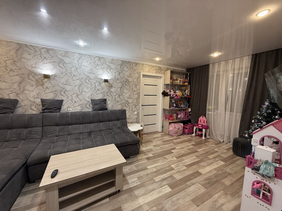 Продается 2-х комнатная квартира