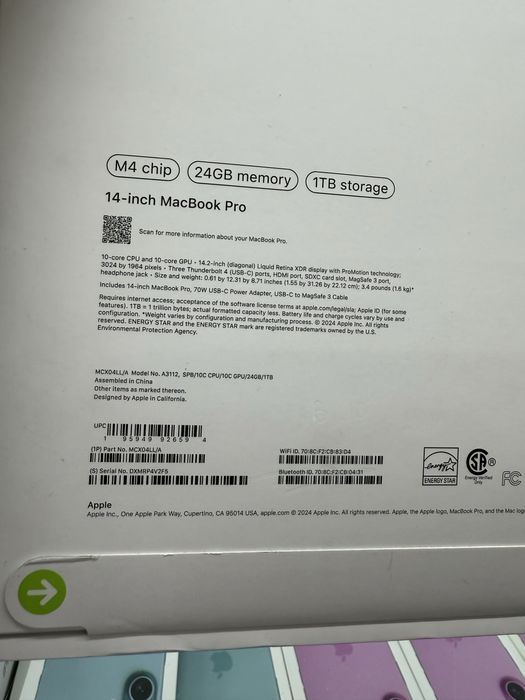 MacBook Pro M4 14inch 24 / 1TB SSD