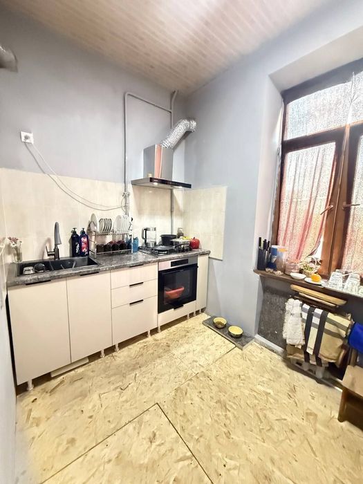 Срочно продается 2х ком квартира. Своя.